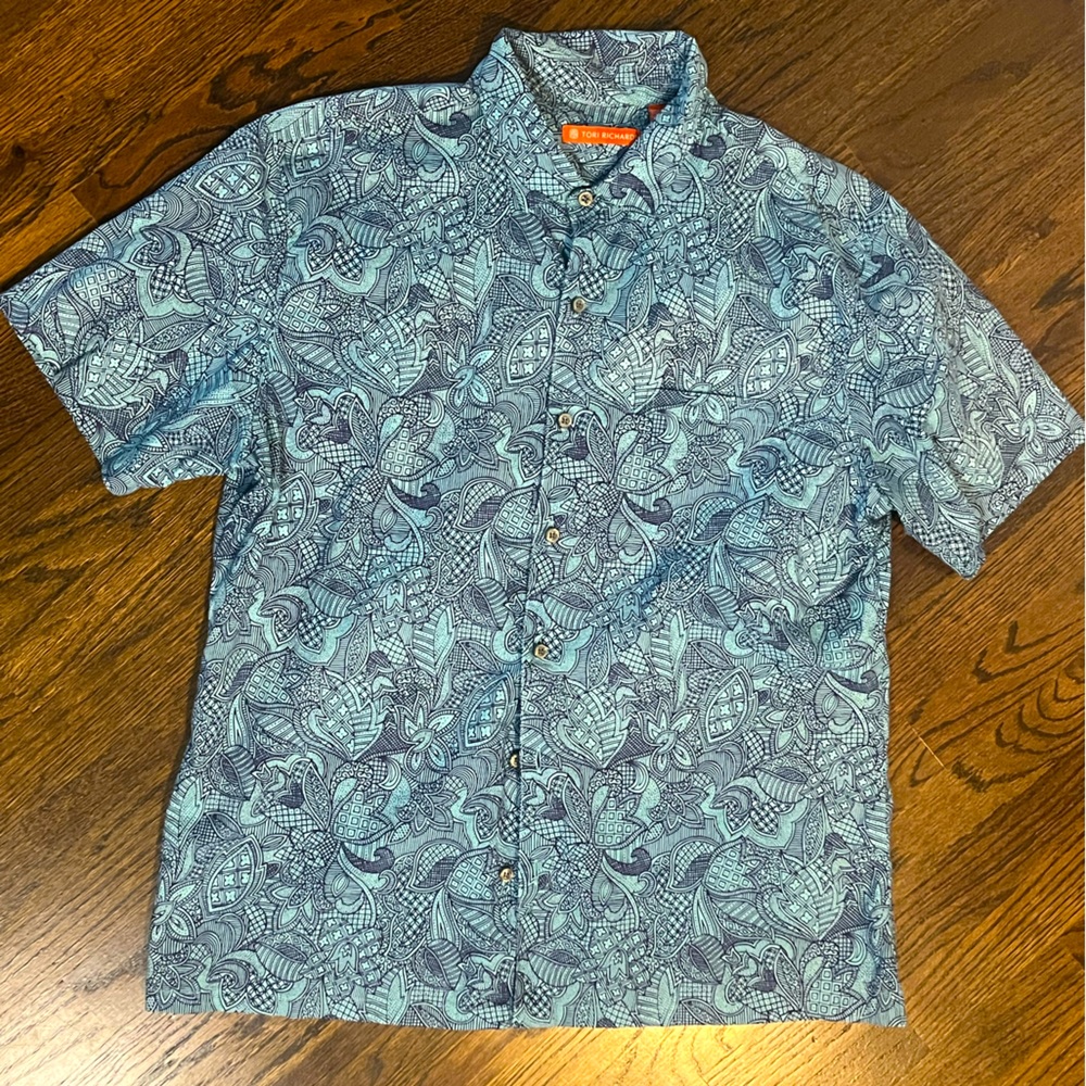 Tori Richard SZ XL Hawaiian Print LIGHT blue and Navy Men’s collard shirt
